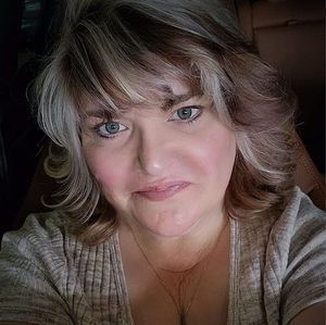 Meet your Posher, Lavonne